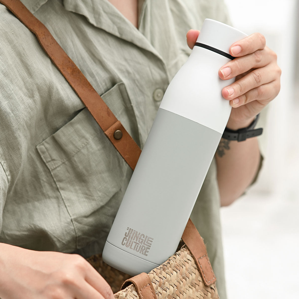 Reusable Stainless Steel Water Bottle (Matt Effect White)-1